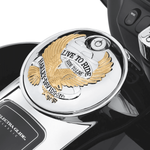 Tapa de la Consola del Depósito de Combustible Harley-Davidson® Colección Live To Ride – Dorado – Touring y Trike